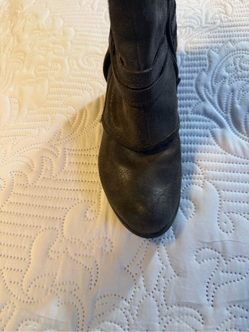 Fergie Latitude Distressed Leather Knee High Boots Brown Size 8M - Picture 13 of 13